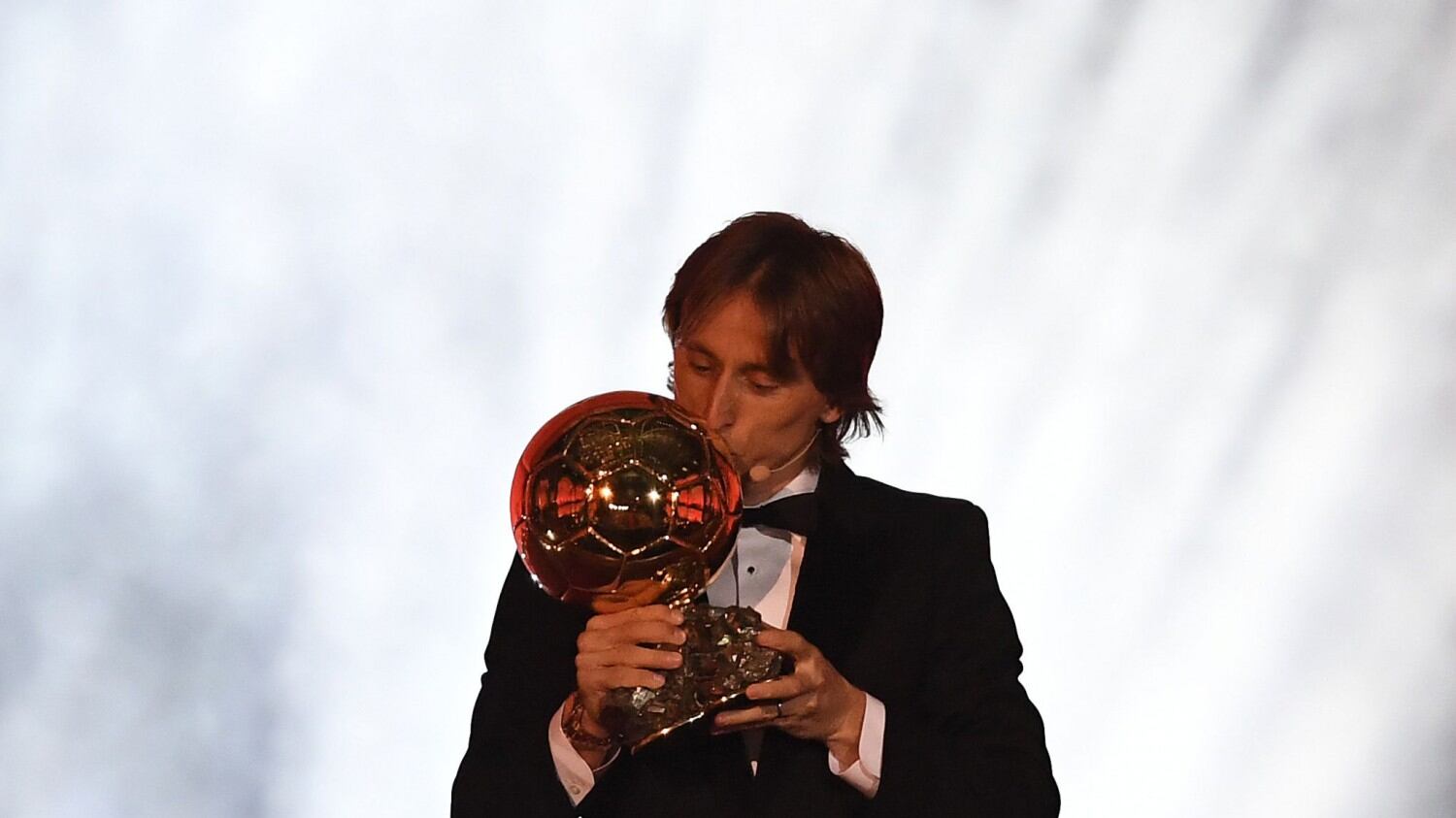Presi a pallonate d'oro. Al nostro calcio resta solo Kean