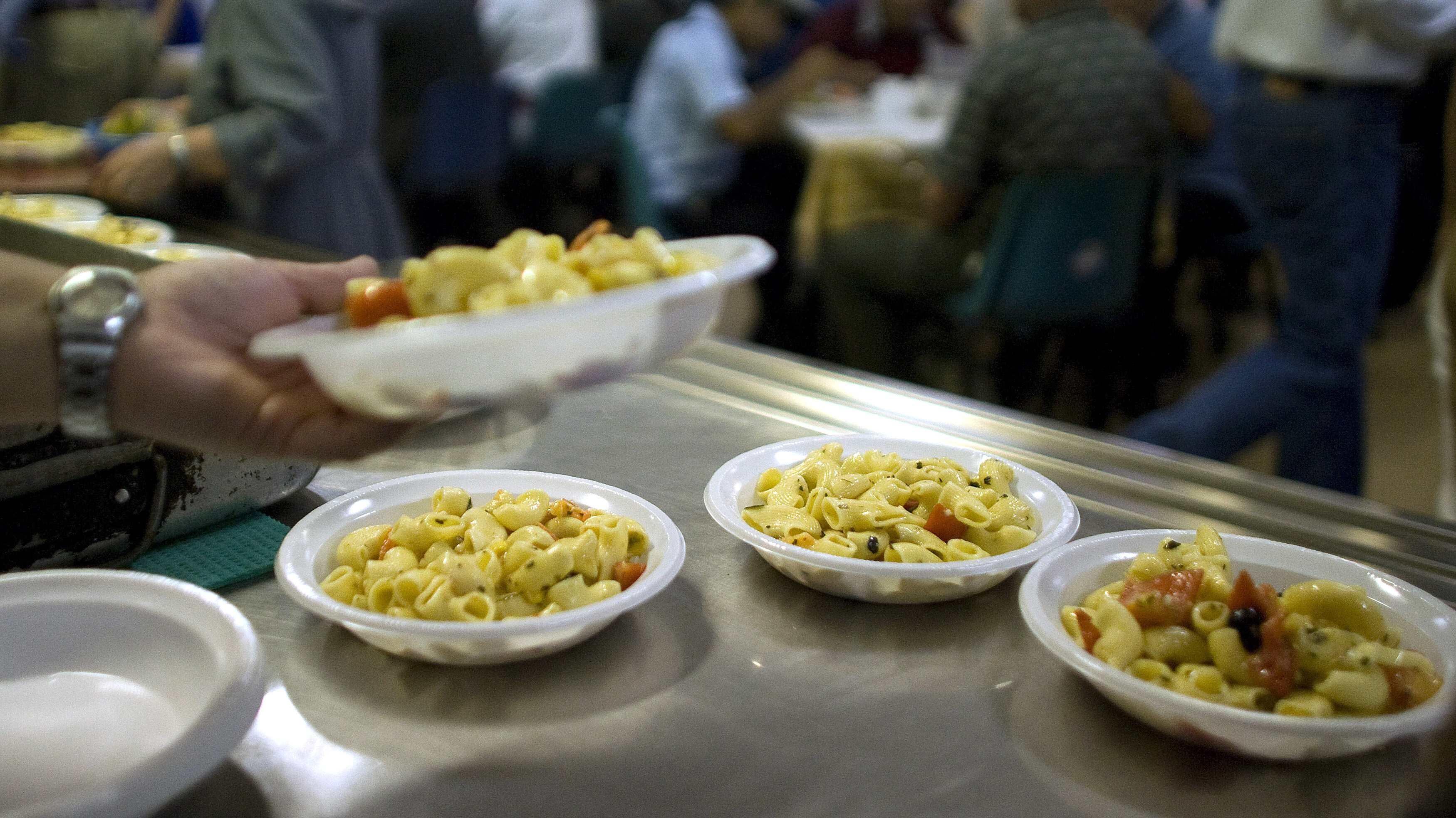 Istat, quasi cinque milioni di poveri in Italia. In aumento i bambini: 12,5%