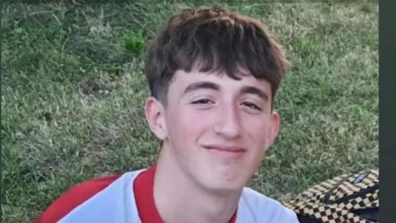 Ritrovato in un canale il corpo del 16enne sparito dopo una cena con gli amici