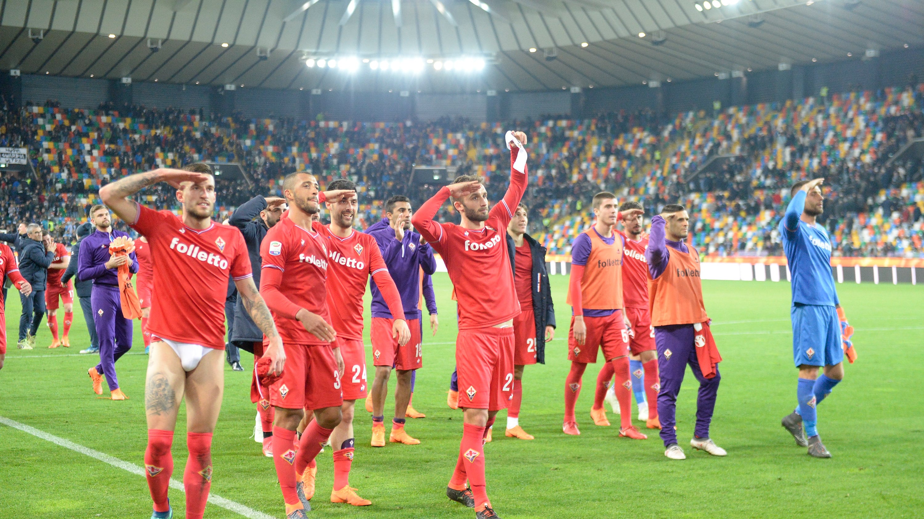 Lo spirito di Astori ha unito la Fiorentina che ora vola per lui