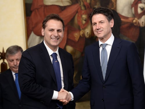 Conte ha incontrato Siri e prende tempo: "Pazientare"