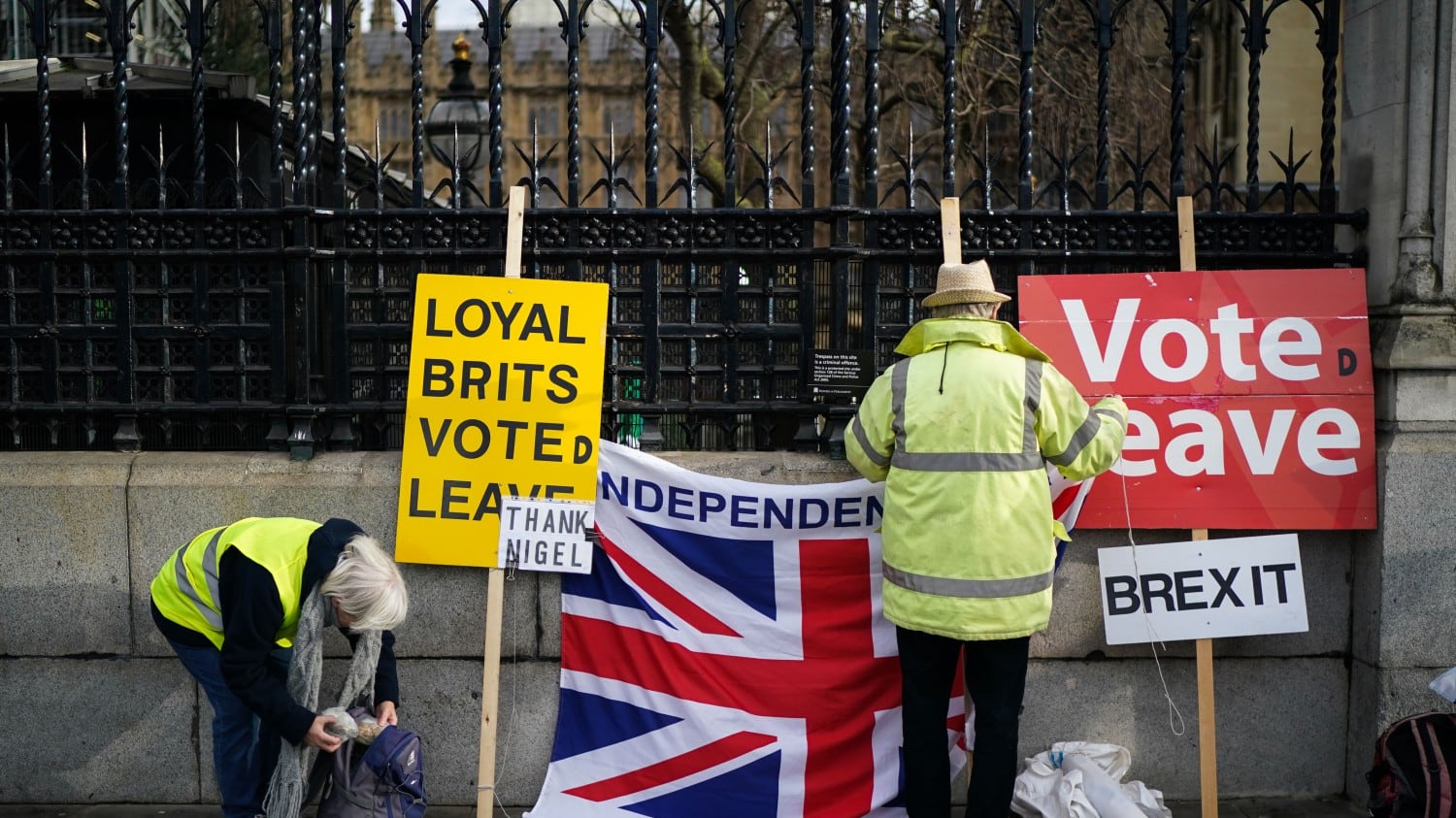 Ecco cosa cambia per gli espatriati a Londra. Dal 2021 stretta sui permessi di residenza