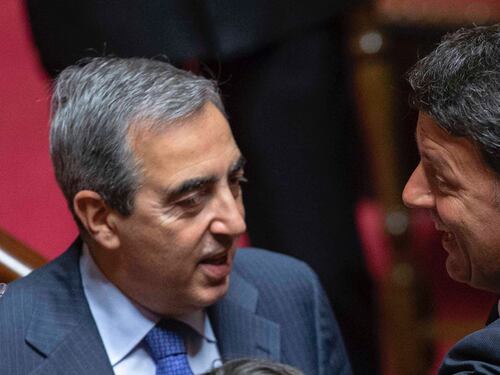 Renzi attacca, Gasparri risponde. E spunta la "moviola" al Senato