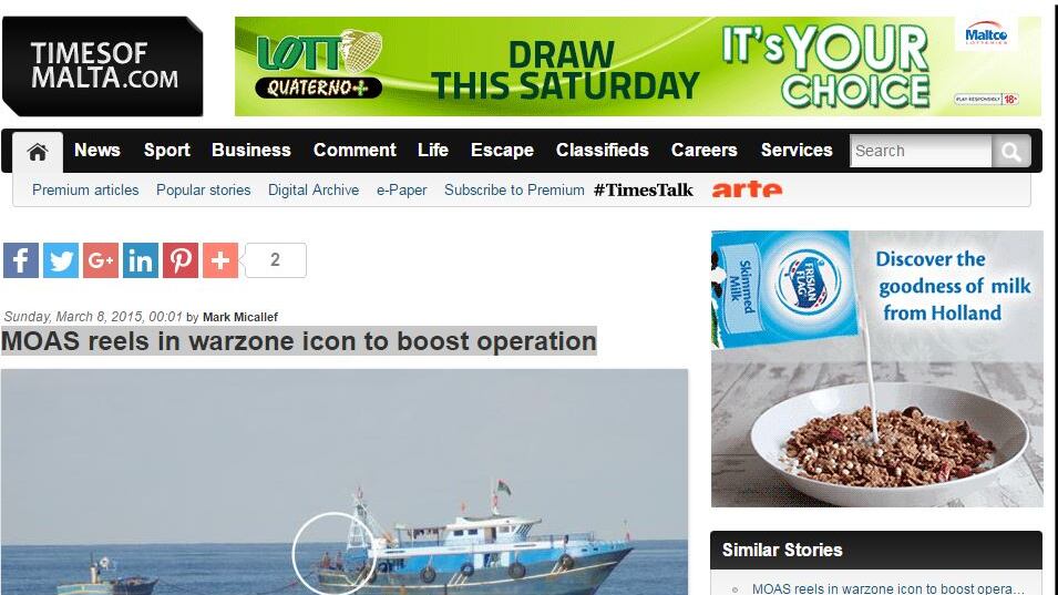 Le foto incastrano l'Ong Moas: "Così incontra scafisti in mare"