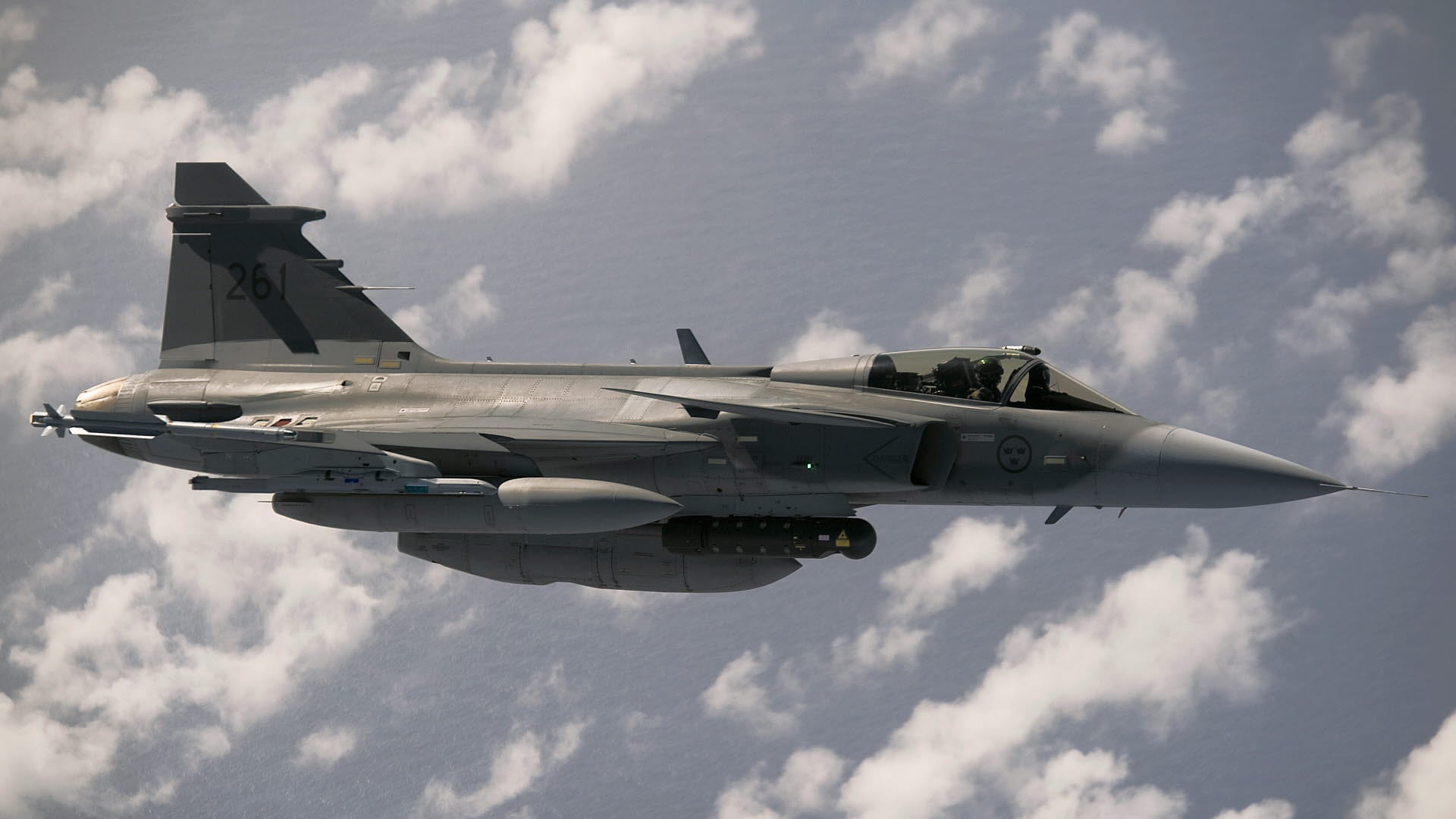 La mossa di Zelensky per i cieli ucraini: 150 caccia Gripen per Kiev