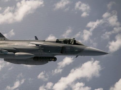 La mossa di Zelensky per i cieli ucraini: 150 caccia Gripen per Kiev