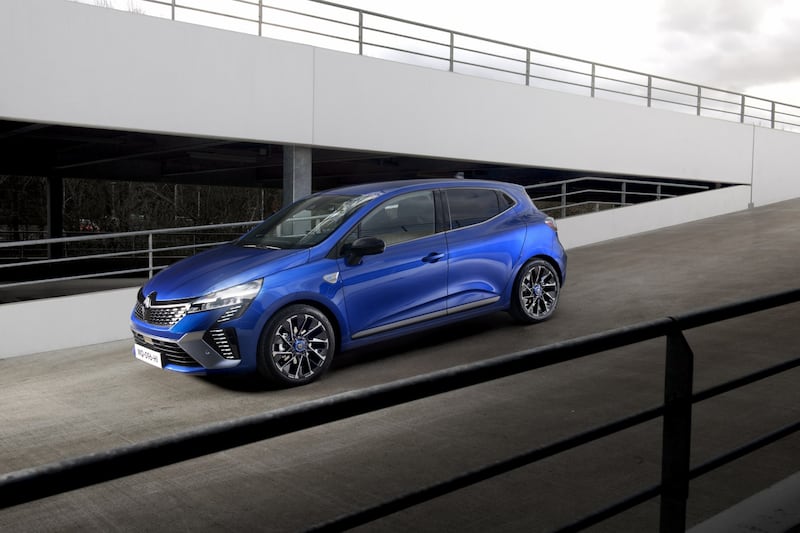 Renault Clio 2023: guarda le foto del nuovo restyling 6