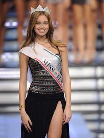È Giulia Arena, Miss Italia 2013 2
