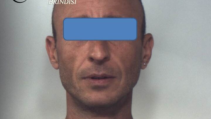 Telecamere di videosorveglianza trafugate a Oria: due arresti