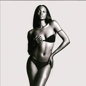 Eugena Washington è la playmate dell'anno di Playboy 1