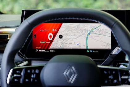 Renault Clio E-Tech: guarda tutte le foto 11