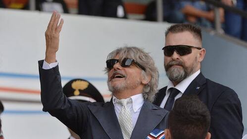 Massimo Ferrero beato tra le donne a Sabaudia 14