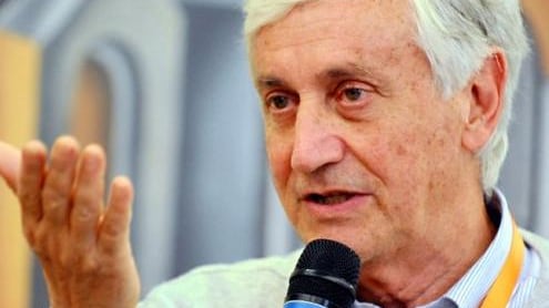 "È morto Piero Badaloni". Ma è tutto un equivoco