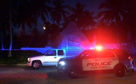 Irruzione dell'FBI nel resort in Florida di Trump 3