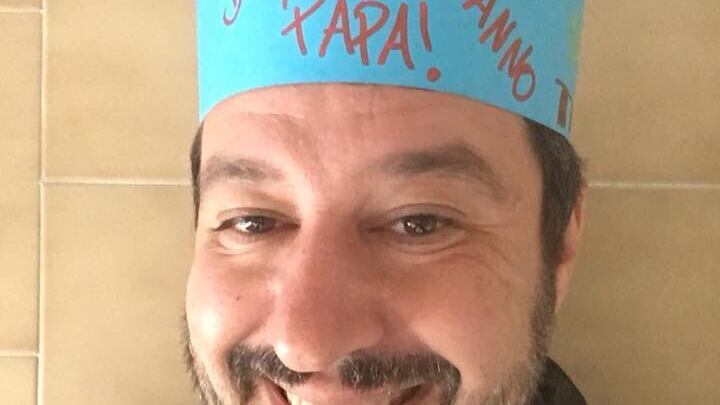 Salvini apre ai dem disponibili. La replica: "Governi con i suoi"
