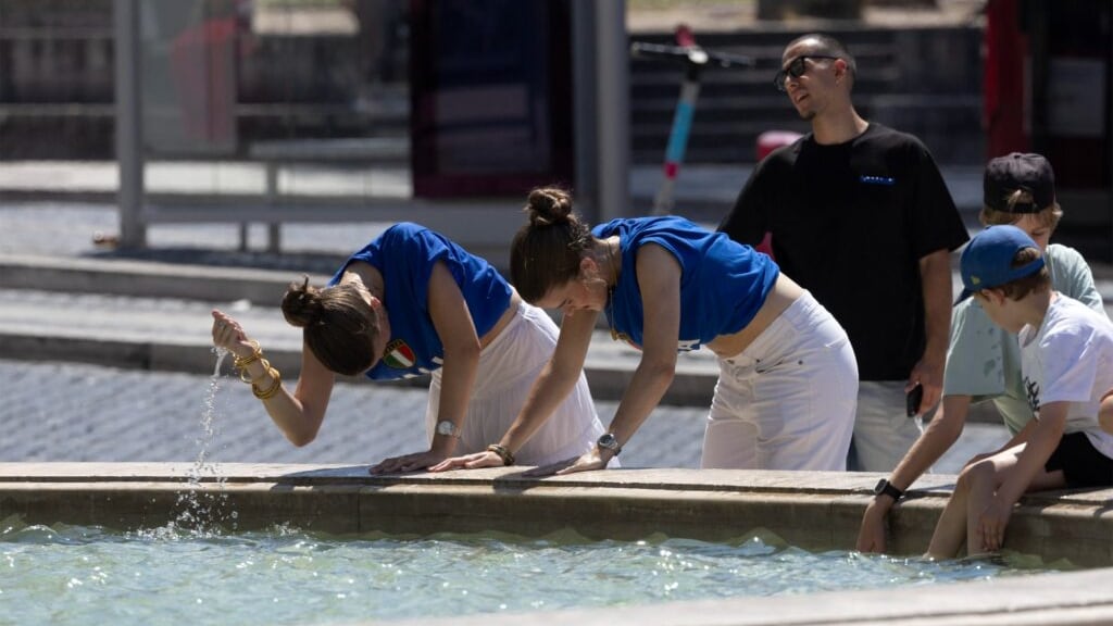 Estate, caldo record: attenzione al colpo di calore, ecco cosa fare per contrastarlo