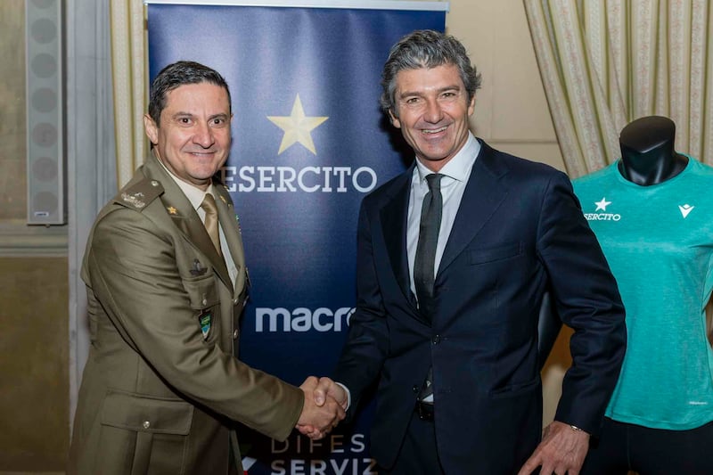 La Capsule collection di Macron ed Esercito Italiano 4