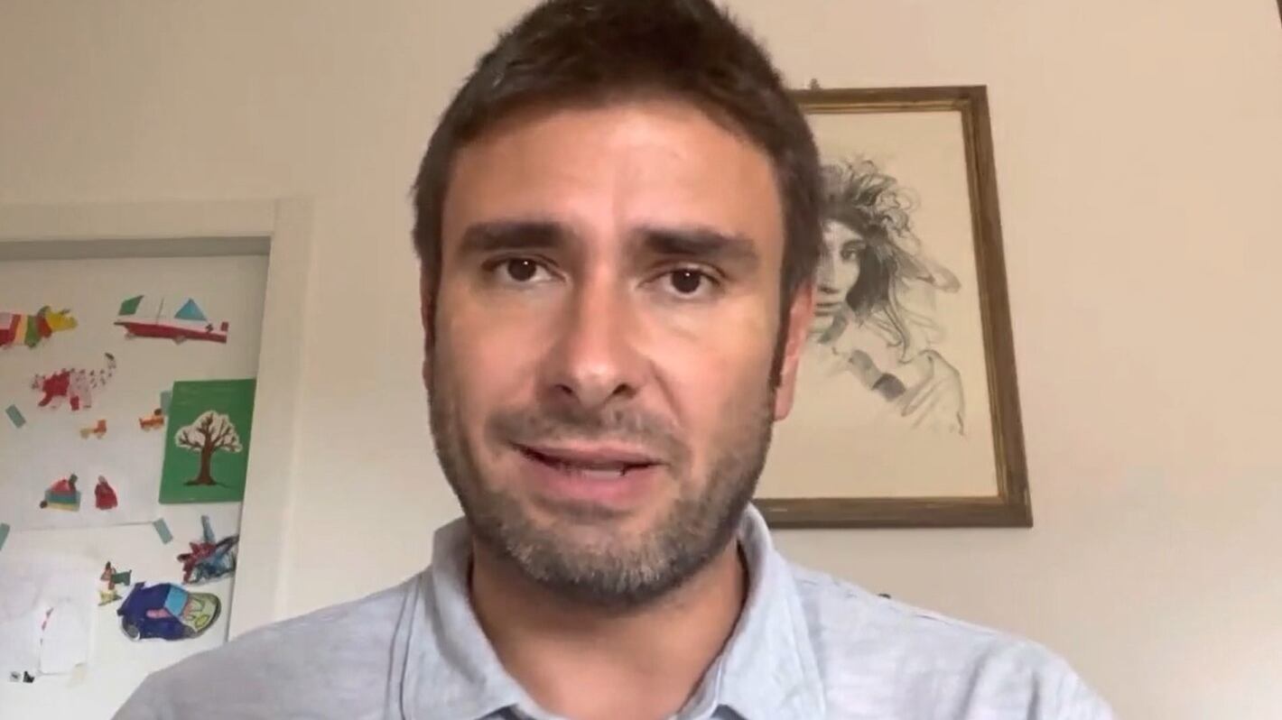 Dibba asfalta l'ex amico Di Maio: "Studi. E stia lontano dalla politica..."