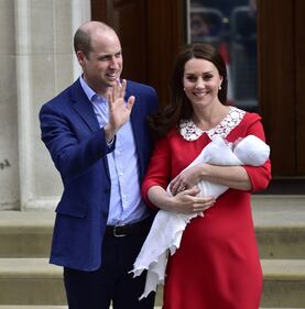 Kate Middleton e il Principe William col Royal Baby 13