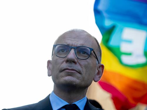 Letta si giustifica: "Pacifisti divisi? Putin vuole spaccature"