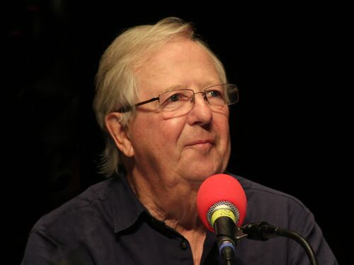 Coronavirus, morto "Tim" Brooke-Taylor. Era un popolare comico inglese