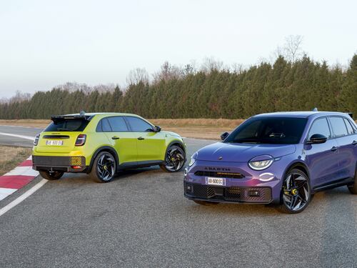 Abarth 600e, primo contatto: lo Scorpione elettrico può ancora emozionare?