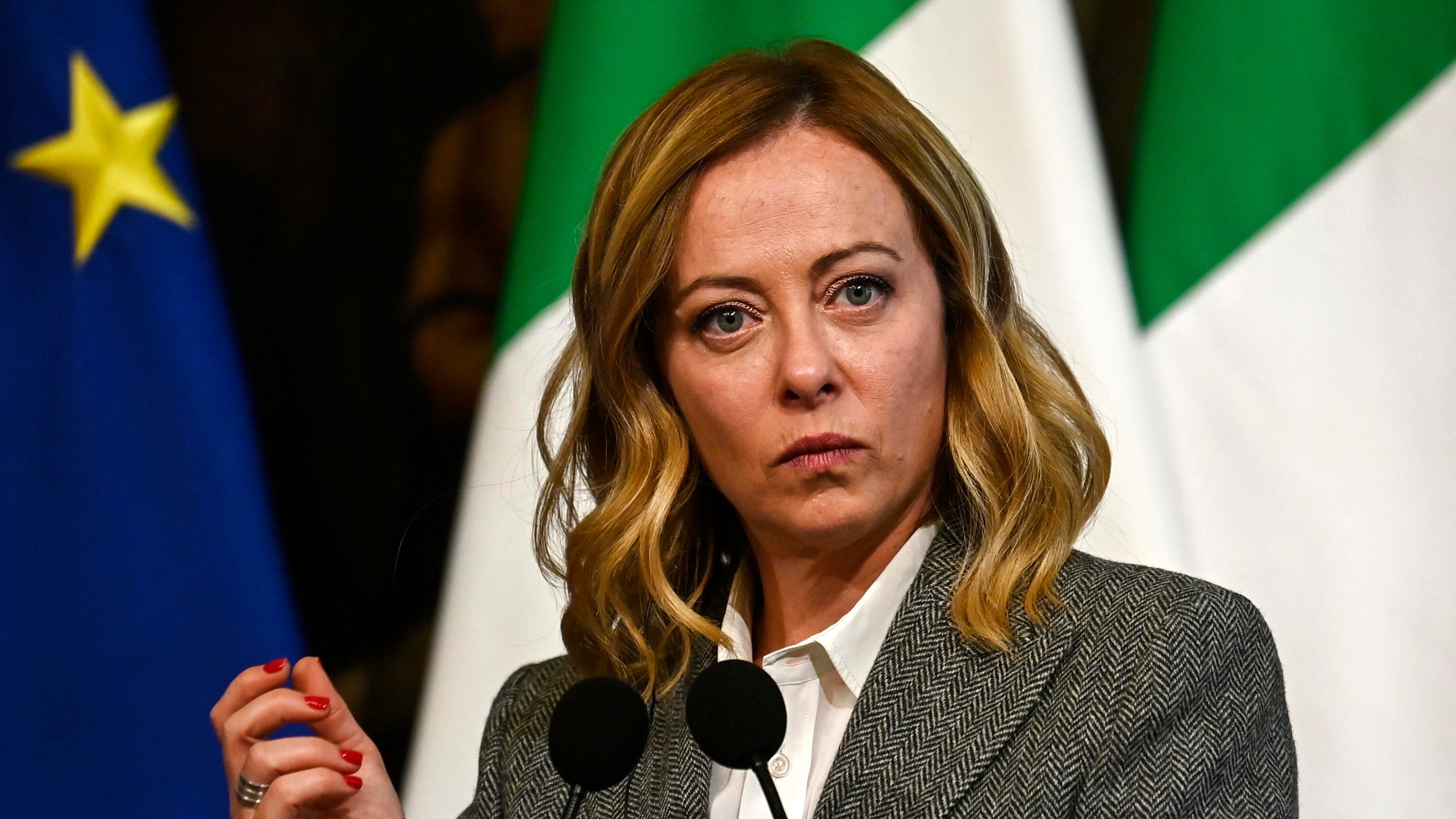 Meloni indica la strada: "Premierato? Più potente misura economica per l'Italia"