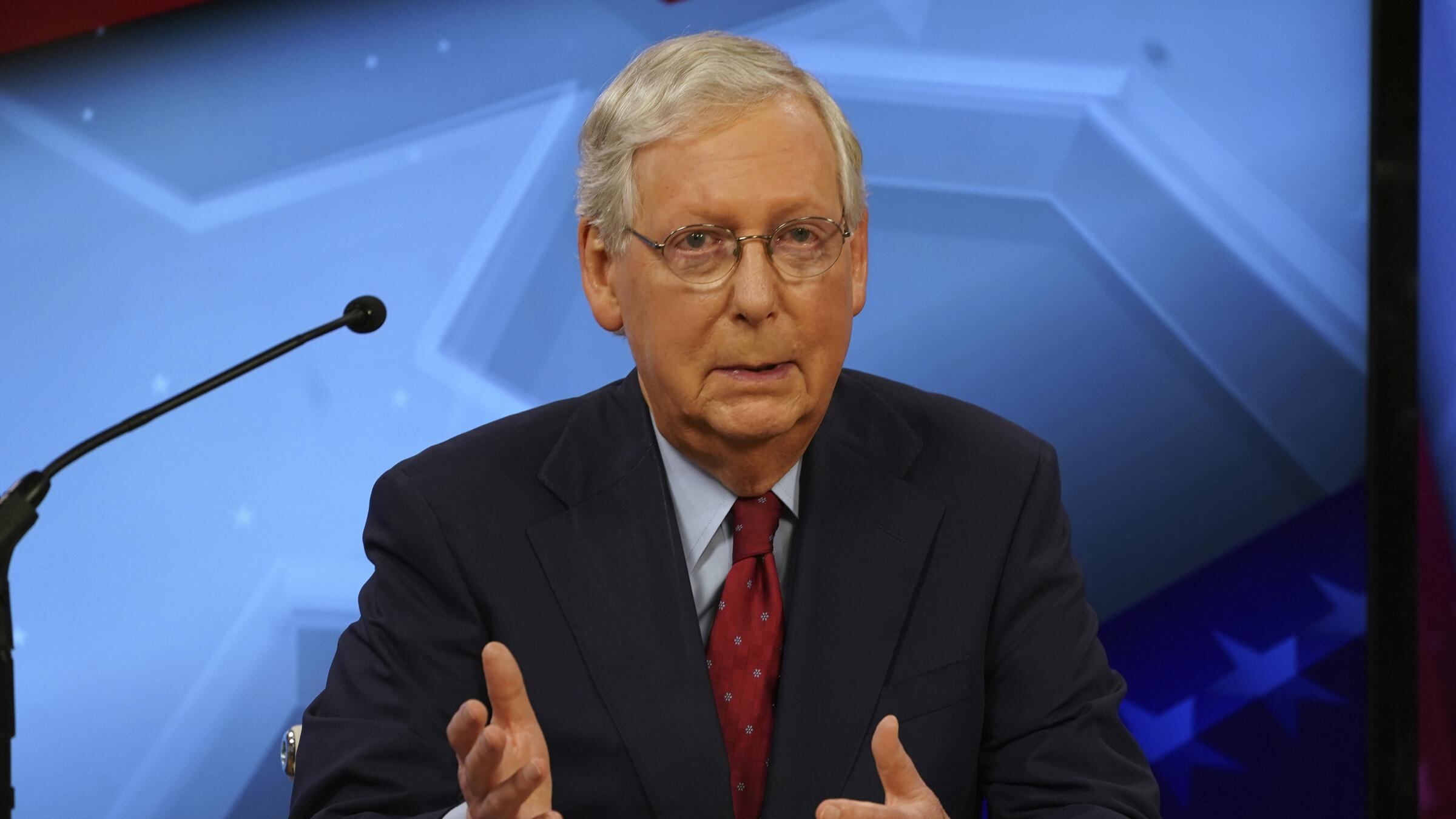 McConnell lascerà la guida del Gop al Senato: perché così spiana la strada a Trump
