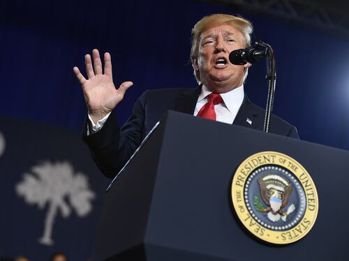 Trump annuncia i dazi contro le auto europee. E attacca la Harley Davidson