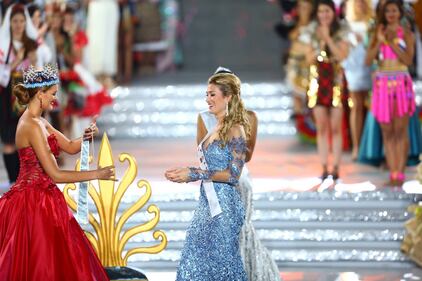 Mireia Lalaguna, la nuova miss mondo 18