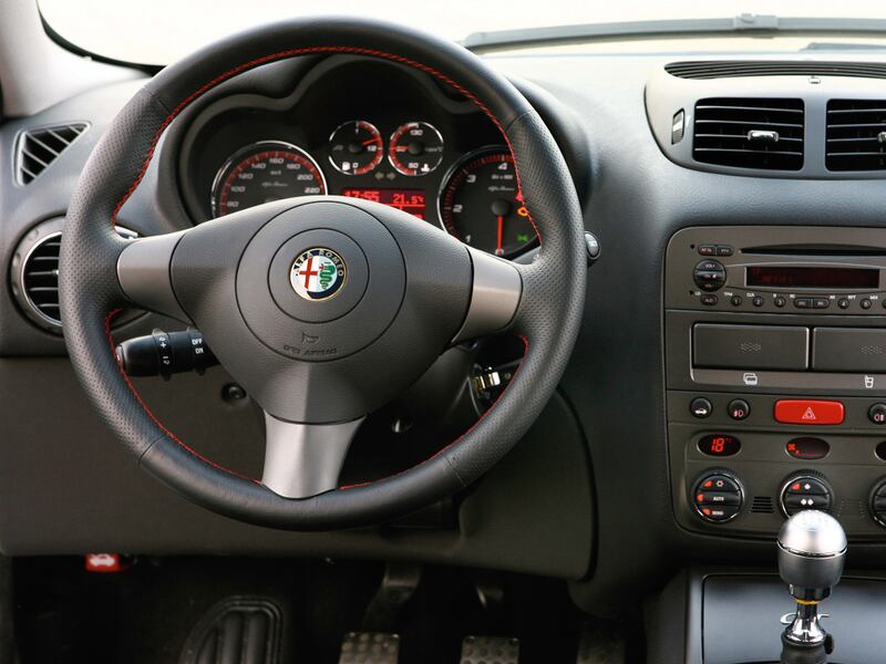 Alfa GT, guarda la gallery 2