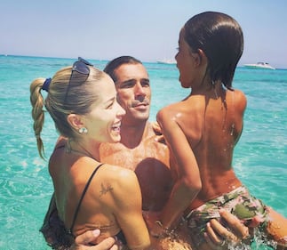 Elena Santarelli e Instagram, tra mare, lavoro e famiglia 13