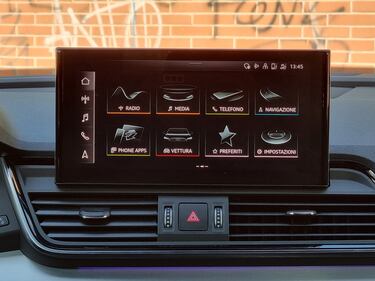 Audi Q5 Spoortback PHEV, guarda le foto 20