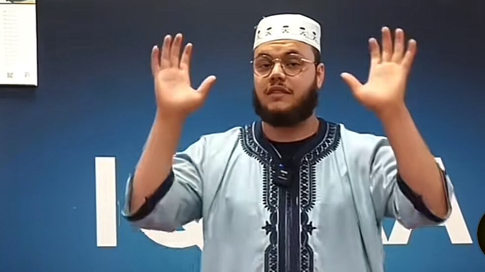 Islam, la fatwa social del nuovo imam di Bologna