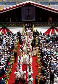 Il Papa dice messa al Cairo 7