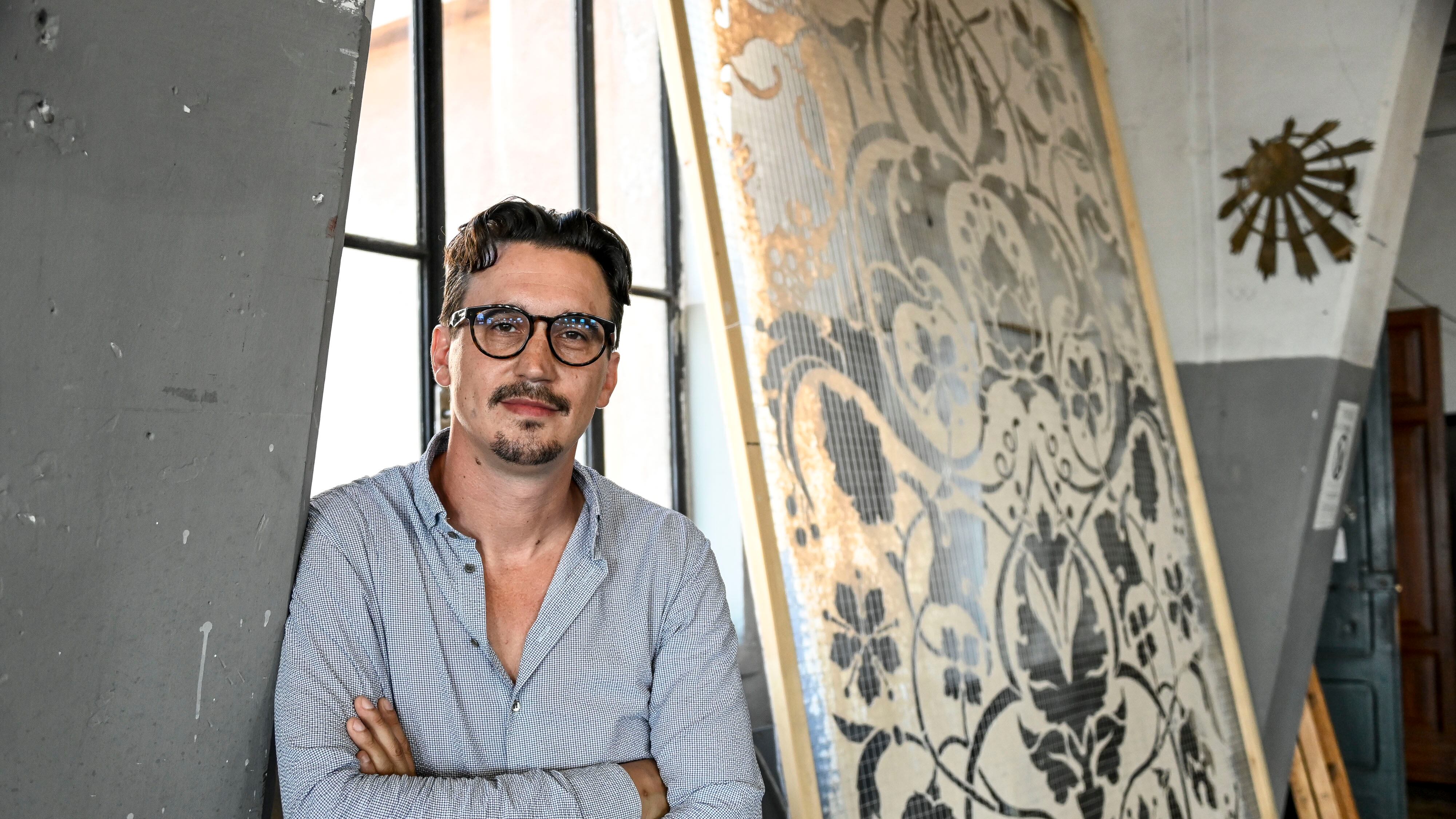 "Il nome della rosa" profuma di Scala. Il romanzo di Eco diventa un'opera