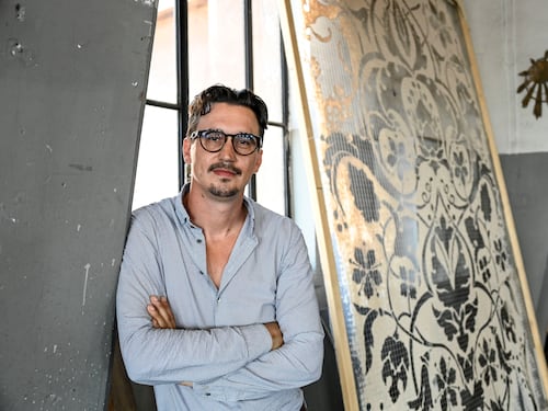 "Il nome della rosa" profuma di Scala. Il romanzo di Eco diventa un'opera