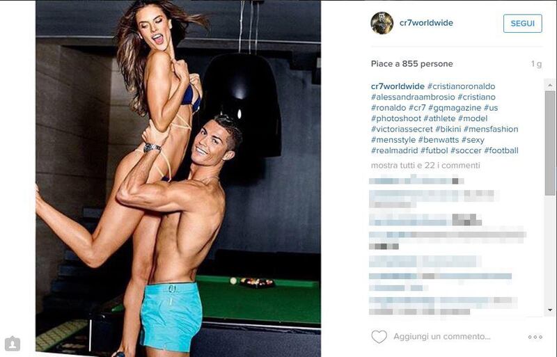 Due fisici perfetti: le pose hot di Ronaldo e della Ambrosio 2