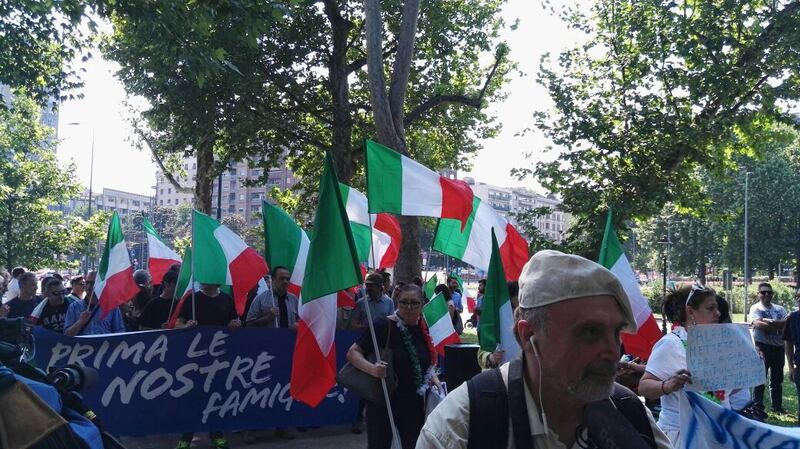 Milano, corteo contro l'accoglienza 5