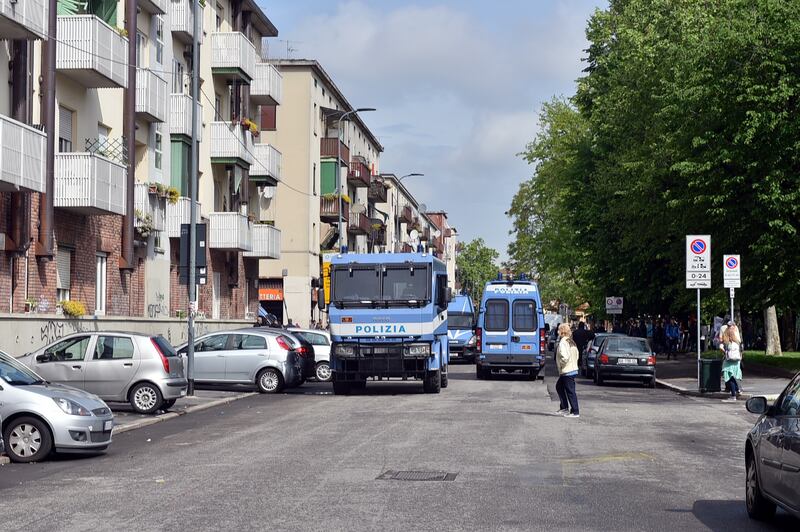 NoExpo, sgomberi al Giambellino 4