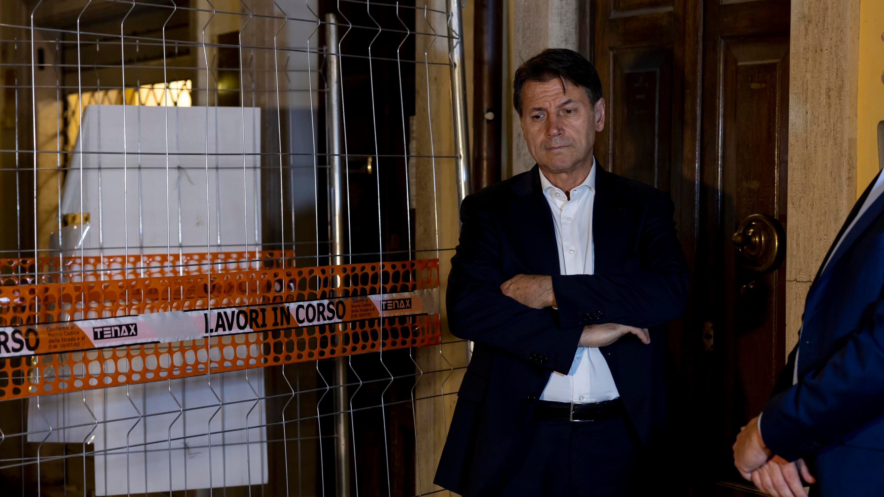 Così Grillo commissaria Conte