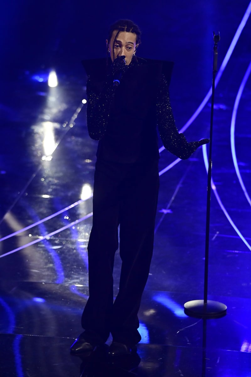 Sanremo 2024: ecco il look della finalissima del Festival di Ghali 1