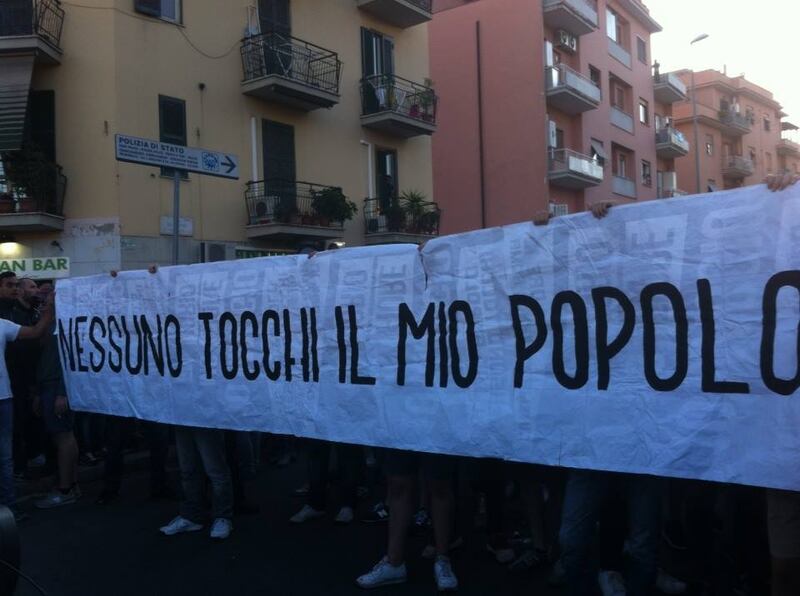Corteo anti-rom di via Battistini a Roma 2