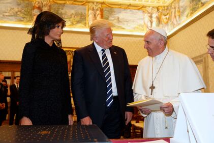 Melania Trump, First Lady da un anno: tutti i look 5