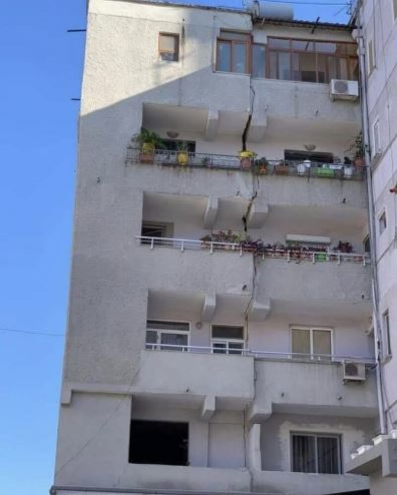 Terremoto in Albania, le immagini della devastazione 1