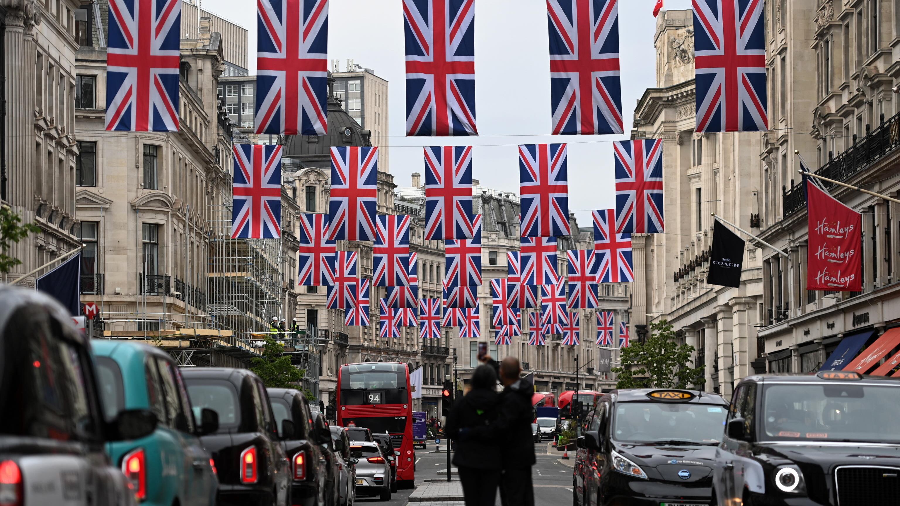 Servizi segreti, no fly-zone, cortei: come si prepara Londra all'incoronazione di re Carlo