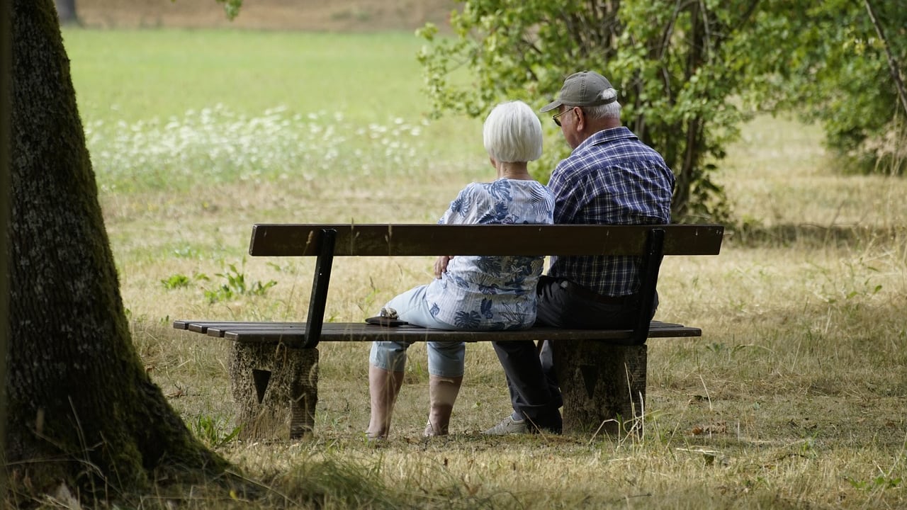 Pensioni, un decreto per bloccare l’aumento dell’età di uscita