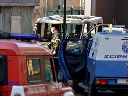 Milano, incendio nella notte nella scuola di polizia locale