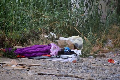 Ventimiglia: ovunque accampamenti di migranti, pure in spiaggia 9