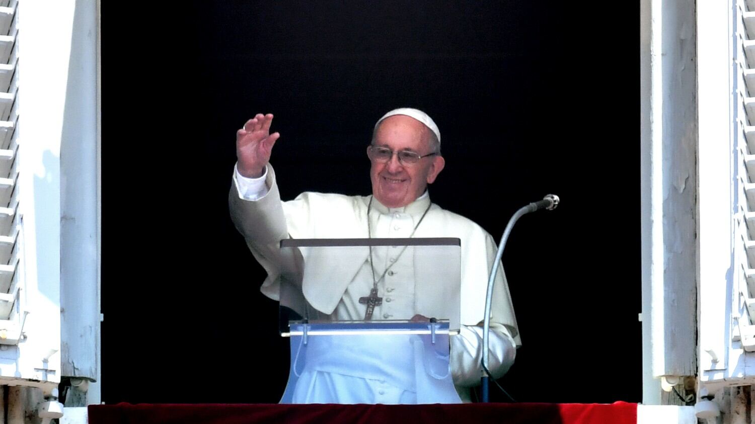 Il Papa sdogana il sesso: "È un dono di Dio"